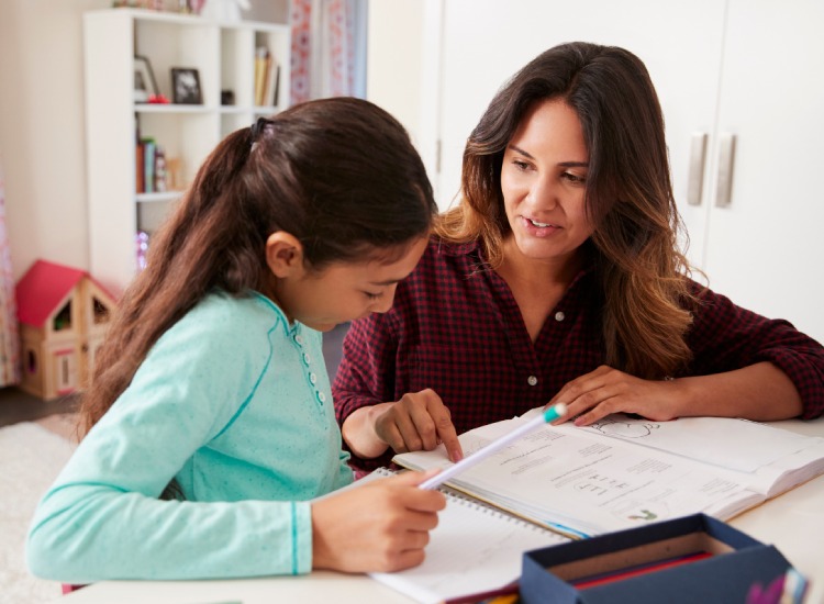 L’importance d’une bonne relation parents-enfants dans la réussite scolaire